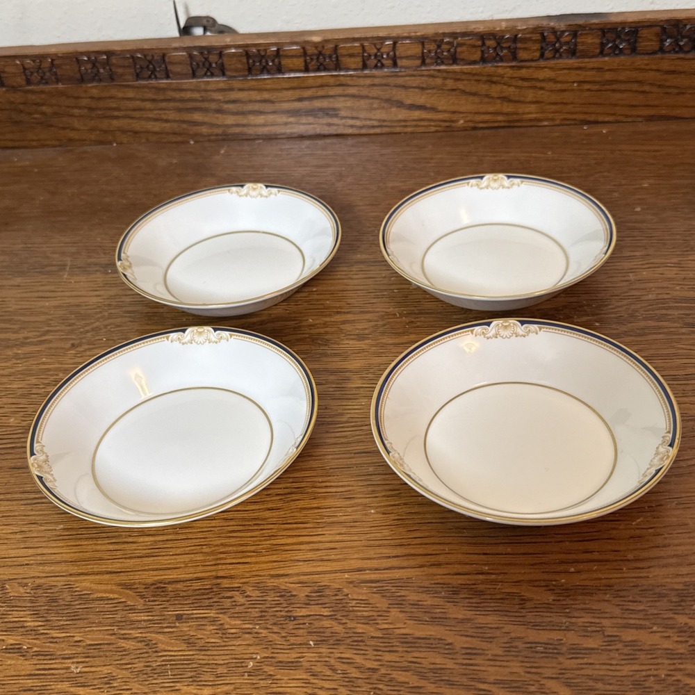 Set Of (4) Wedgwood Cavendish Fruit Dessert Bowls 780427 5" EUC